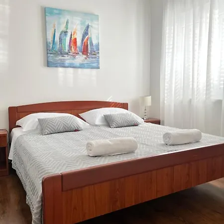 Javorska Apartamento